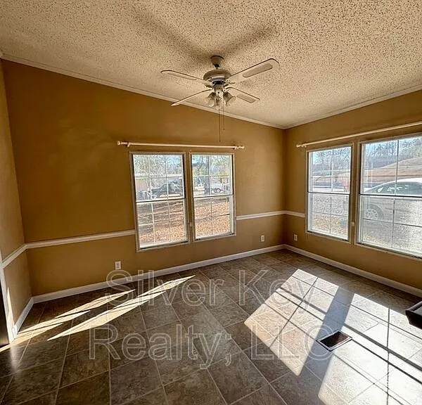 388 River Rd — Photo 23