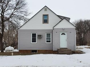 24 3rd Ave SW, Elbow Lake, MN 56531