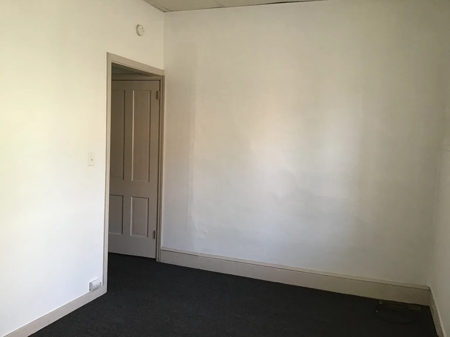 1 bed, 704 sqft, $925 — Photo 4