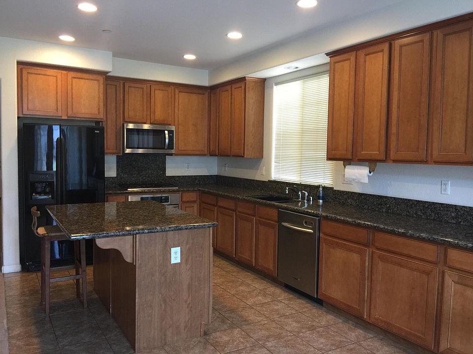 1st image of 2788 Garrett Pl