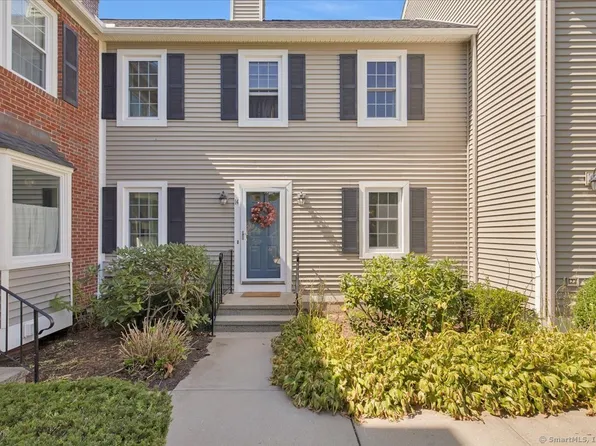 14 Daventry Hill Lane #14, Suffield, CT 06078