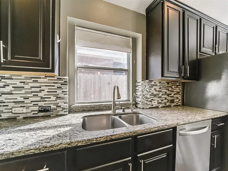 4822 Big Cedar Cir — Photo 13