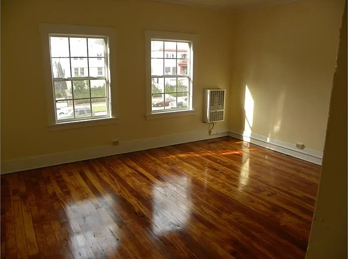 Studio, 550 sqft, $1,800 — Photo 4