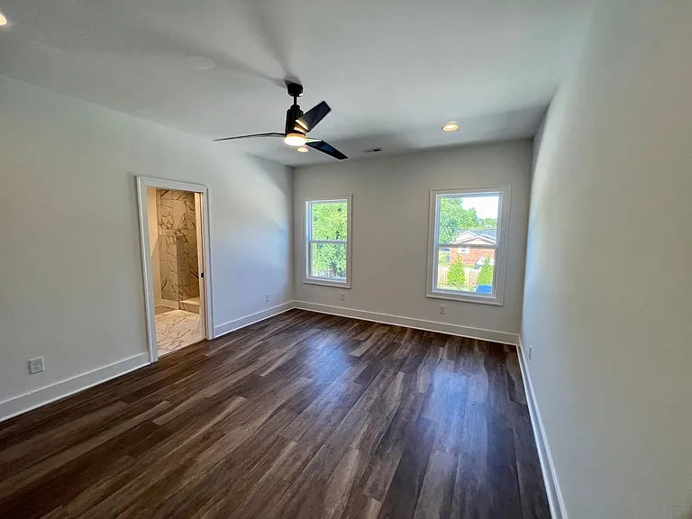 904 N Maple St — Photo 21