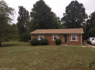 272 Montclair Dr, Lexington, NC 27292