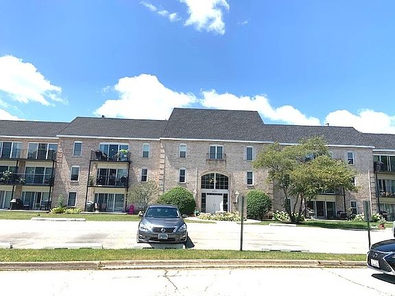 2nd image of 5201 Carriage Way #C205