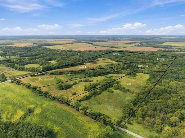 2 Dowling Ln, Platte City, MO 64079