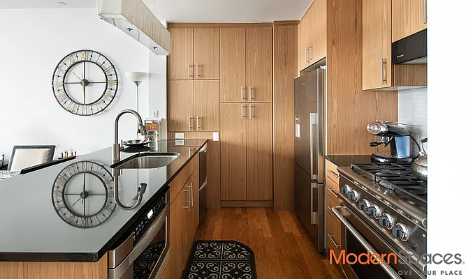 Sold by Modern Spaces | media 3