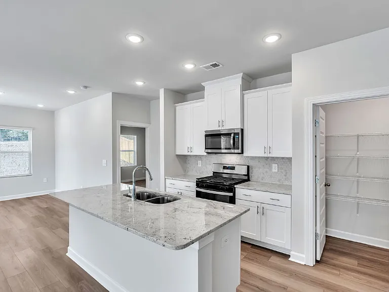 442 Harben Dr — Photo 8