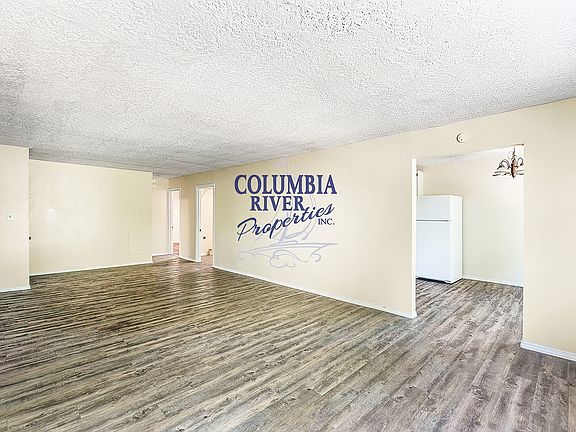 3rd image of 302 N 1st Ave