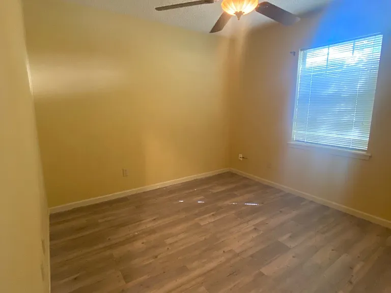 1219 Port Arthur Ter — Photo 5