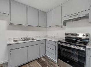 905 Sutter Ave #11005069, Modesto, CA 95351