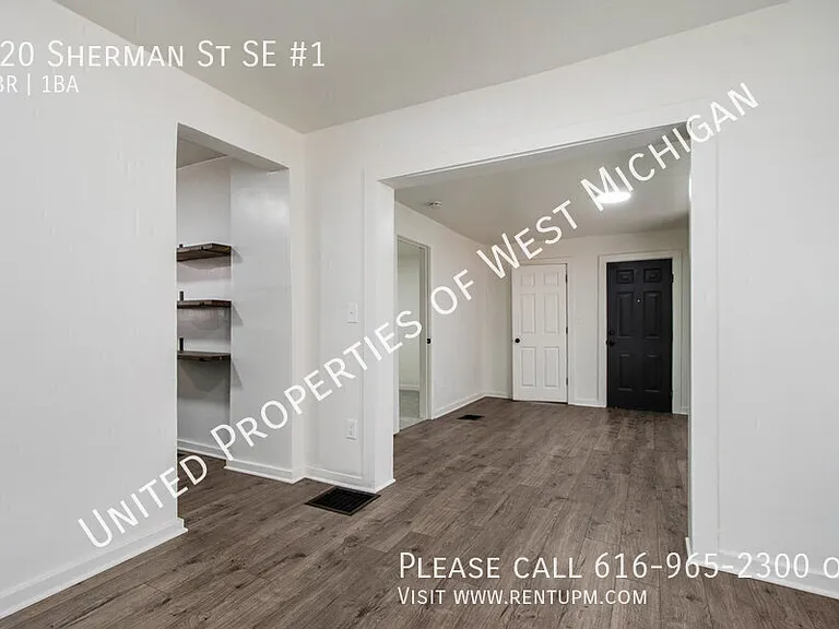 720 Sherman St SE #1 — Photo 8