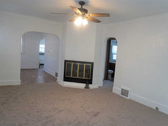 2nd image of 1108 Edgewater Ave