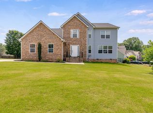 501 Scenic View Ln, Carrollton, GA 30116
