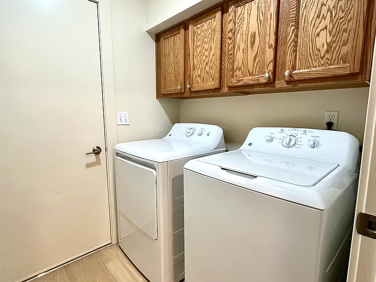 1980 NE Zachary Ct #2 — Photo 19
