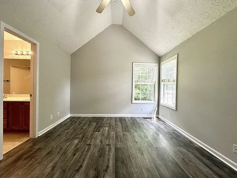 1641 Cedar Springs Cir — Photo 21