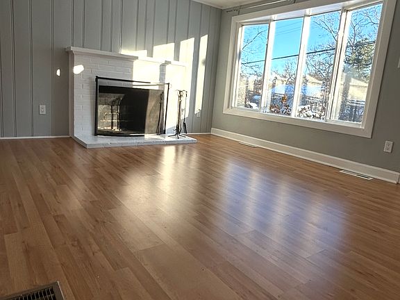 4th image of 11 Florence St