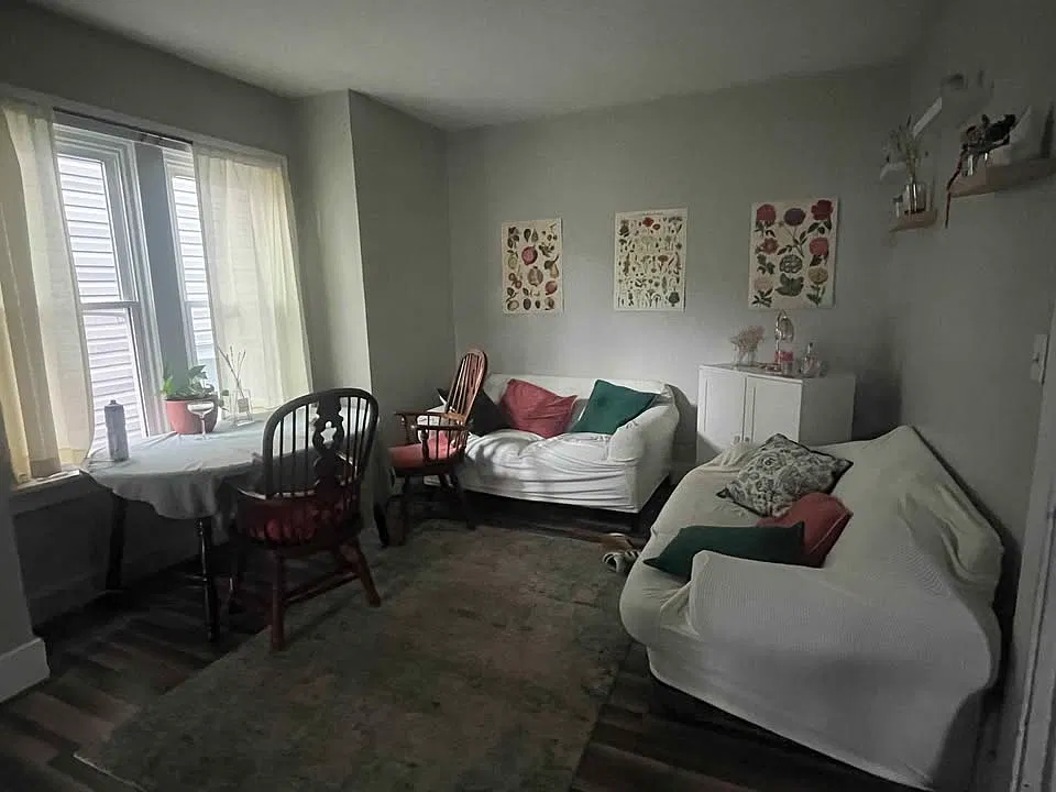 4 bed, 1440 sqft, $1,200 — Photo 2