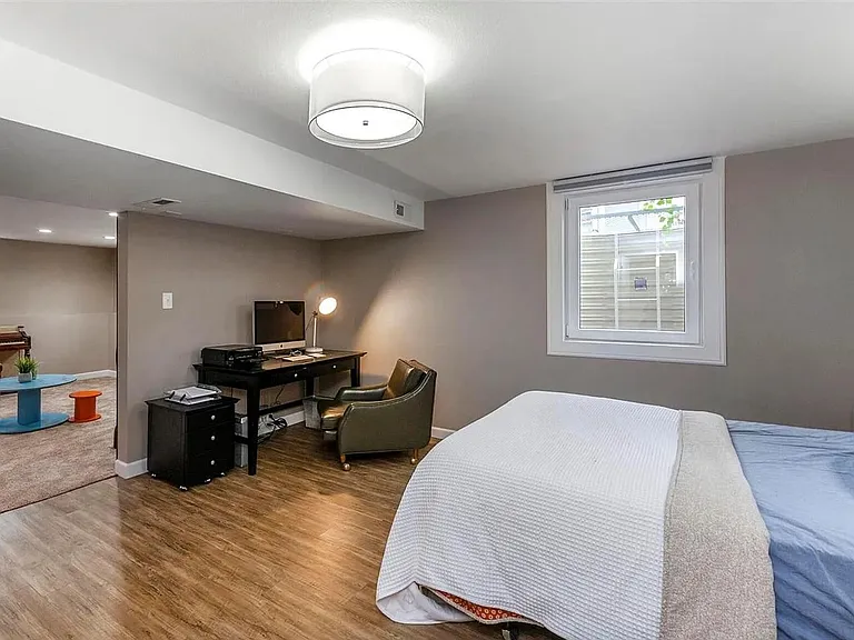 7201 W Ellsworth Ave — Photo 19