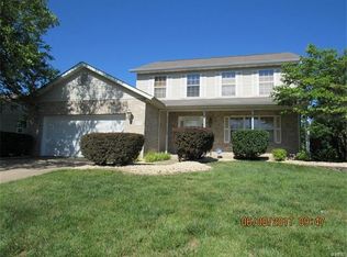 5335 Duke Dr, Fairview Heights, IL