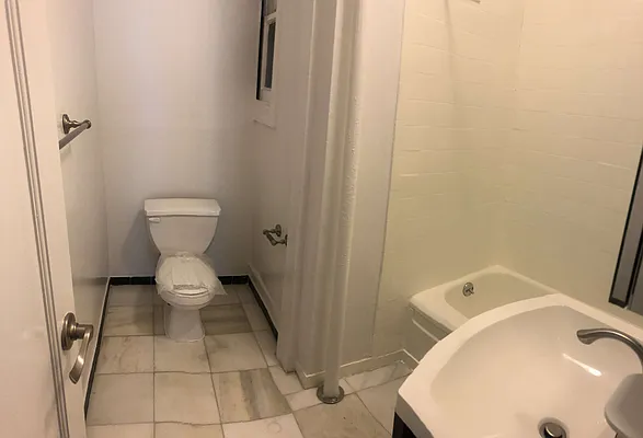 Rented by Waverly Realty Associates | media 28