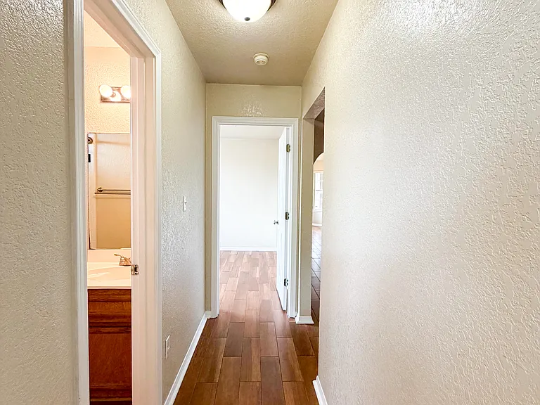4512 Crested Butte Dr — Photo 19