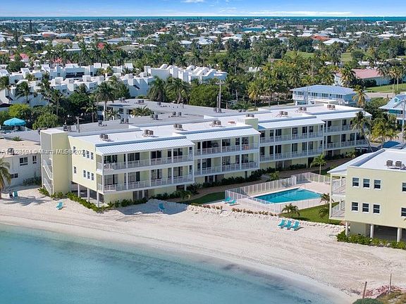 5th image of 501 E Ocean Dr APT 24