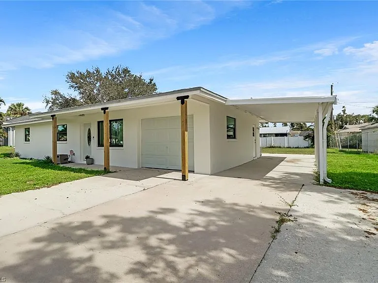 18659 Sarasota Rd — Photo 3