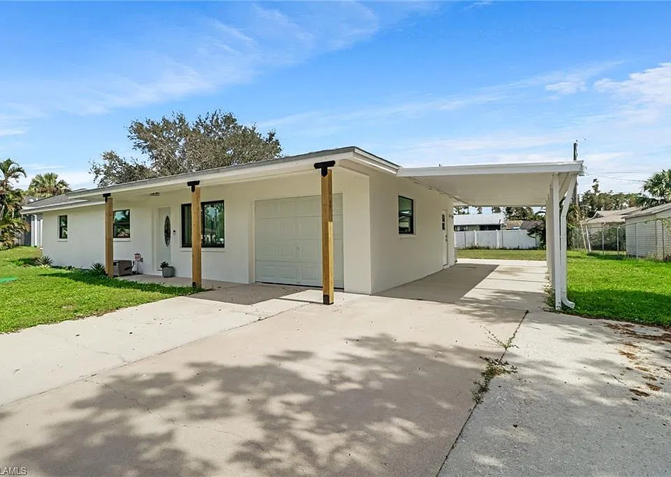18659 Sarasota Rd