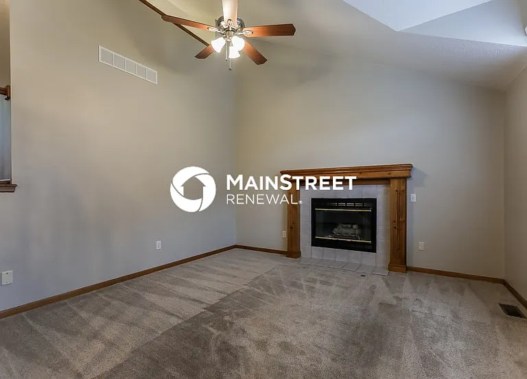 606 Canter St — Photo 3