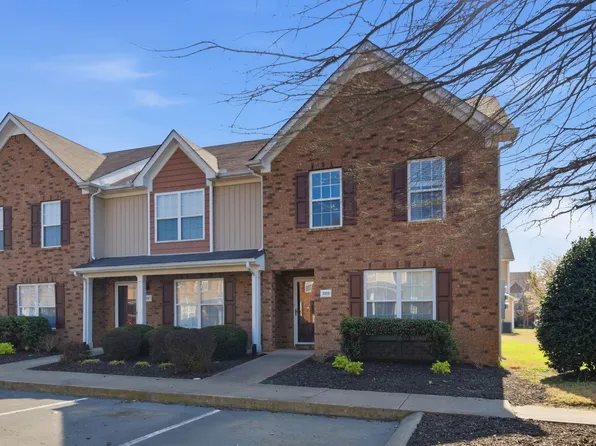 2039 Victory Gallop Ln, Murfreesboro, TN 37128