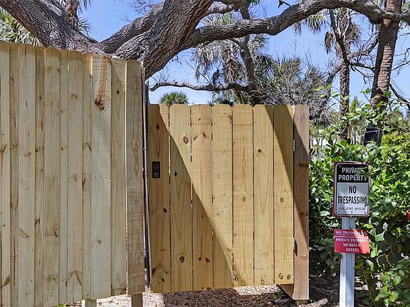 4th image of 6035 Manasota Key Rd