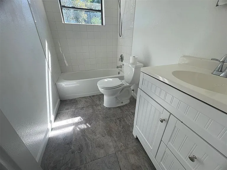 525 E Helen Ave — Photo 25