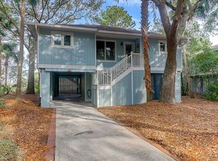 22 Twin Oaks Ln, Isle Of Palms, SC 29451