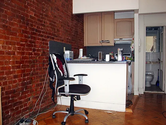 Rented by City Connections Realty | media 43