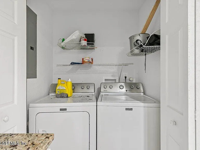 600 Lemon St — Photo 34