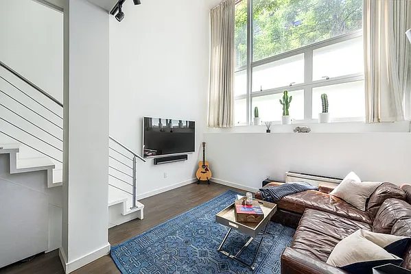 Sold by Zumper Inc | media 1