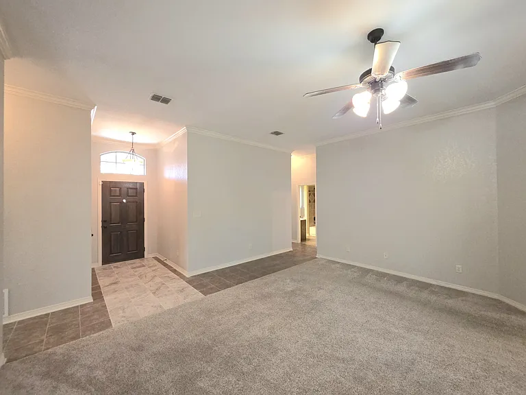 5020 Sean Patrick Gln — Photo 6