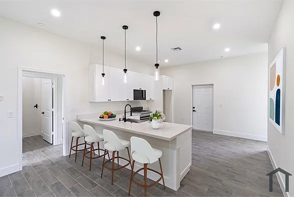 708 Peacock Ave — Photo 15