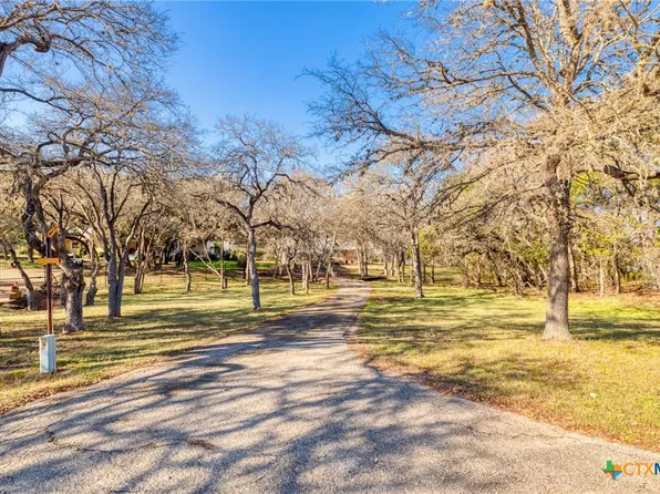 1110 Lazy Ln, San Marcos, TX 78666