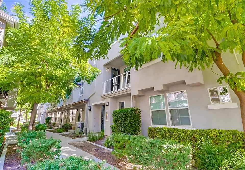 1650 Sourwood Pl