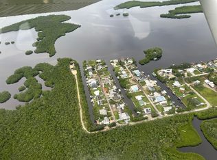 815 Seabreeze Dr, Ruskin, FL 33570