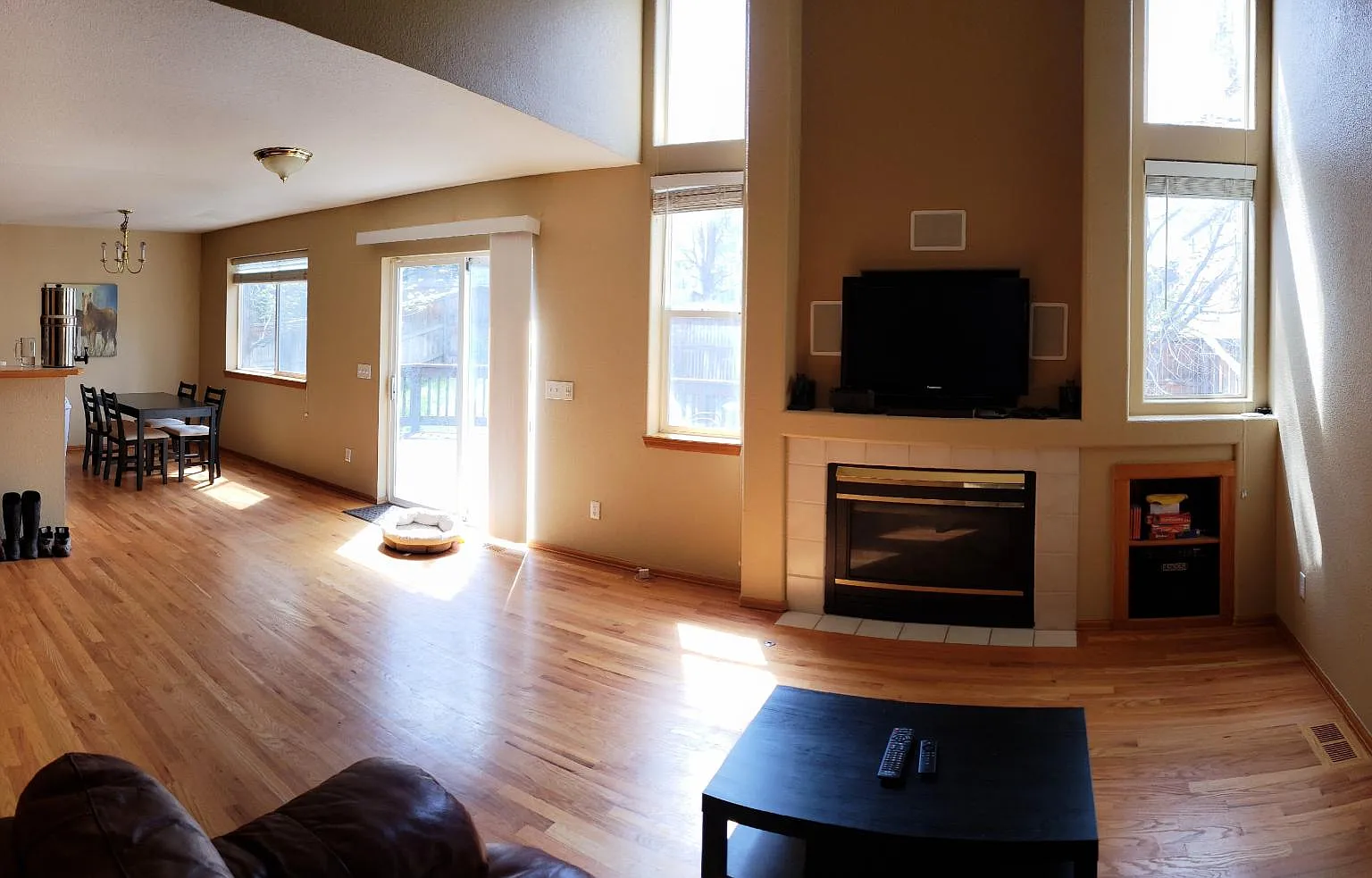 3 bed, 1761 sqft, $2,995 — Photo 2