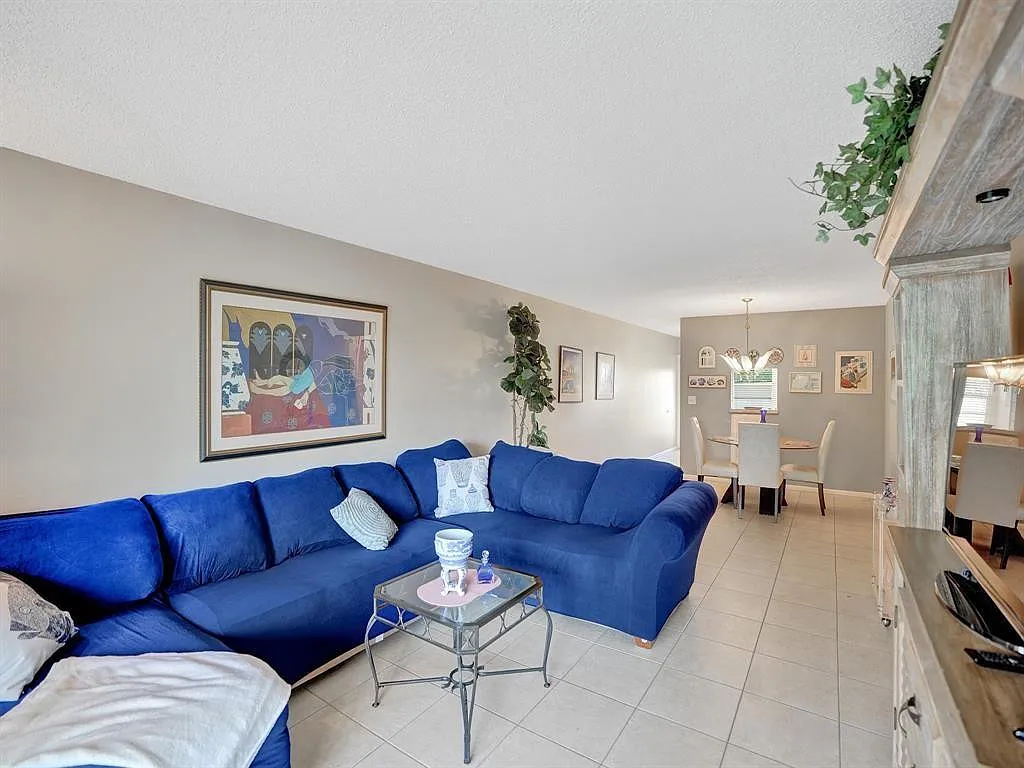 2 bed, 2.0 bath, 1156 sqft, $3,000 — Photo 1