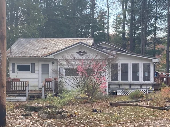 1071 Ranger Dr, Gladwin, MI 48624