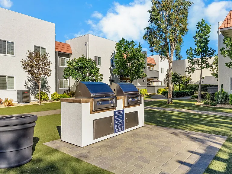 Solara Apartment Homes — Photo 24