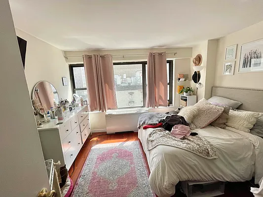 Rented by Olympia House Delaware LP | media 22