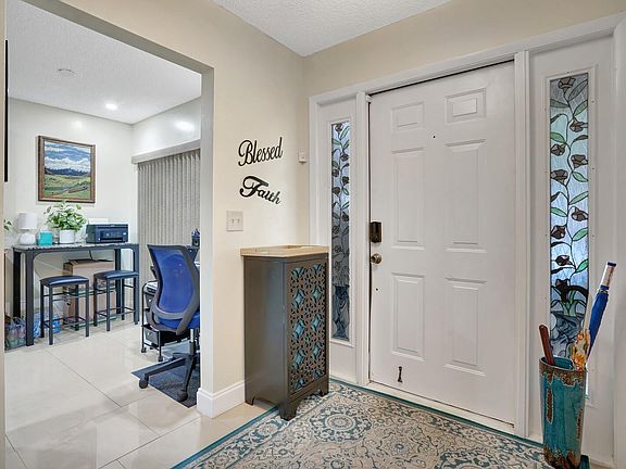 4th image of 4638 Carambola Circle #2720