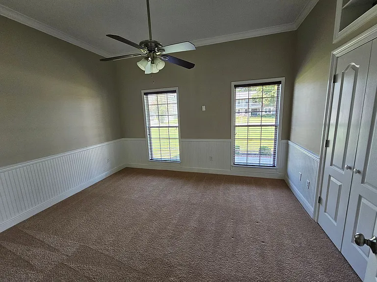 2103 Coral Dr — Photo 16